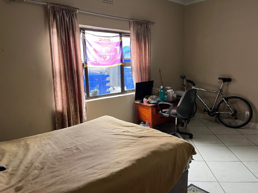 8 Bedroom Property for Sale in Churchill Estate Western Cape